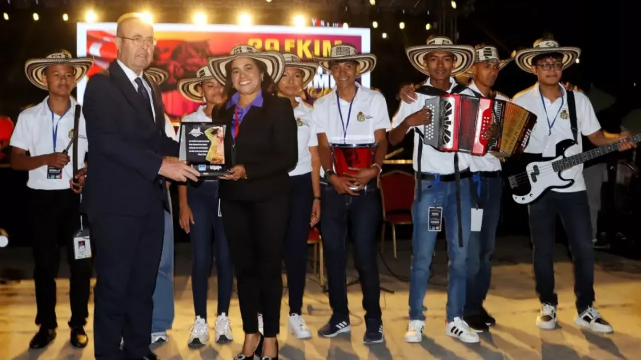 Ocho jóvenes nacidos en distintos barrios de Valledupar