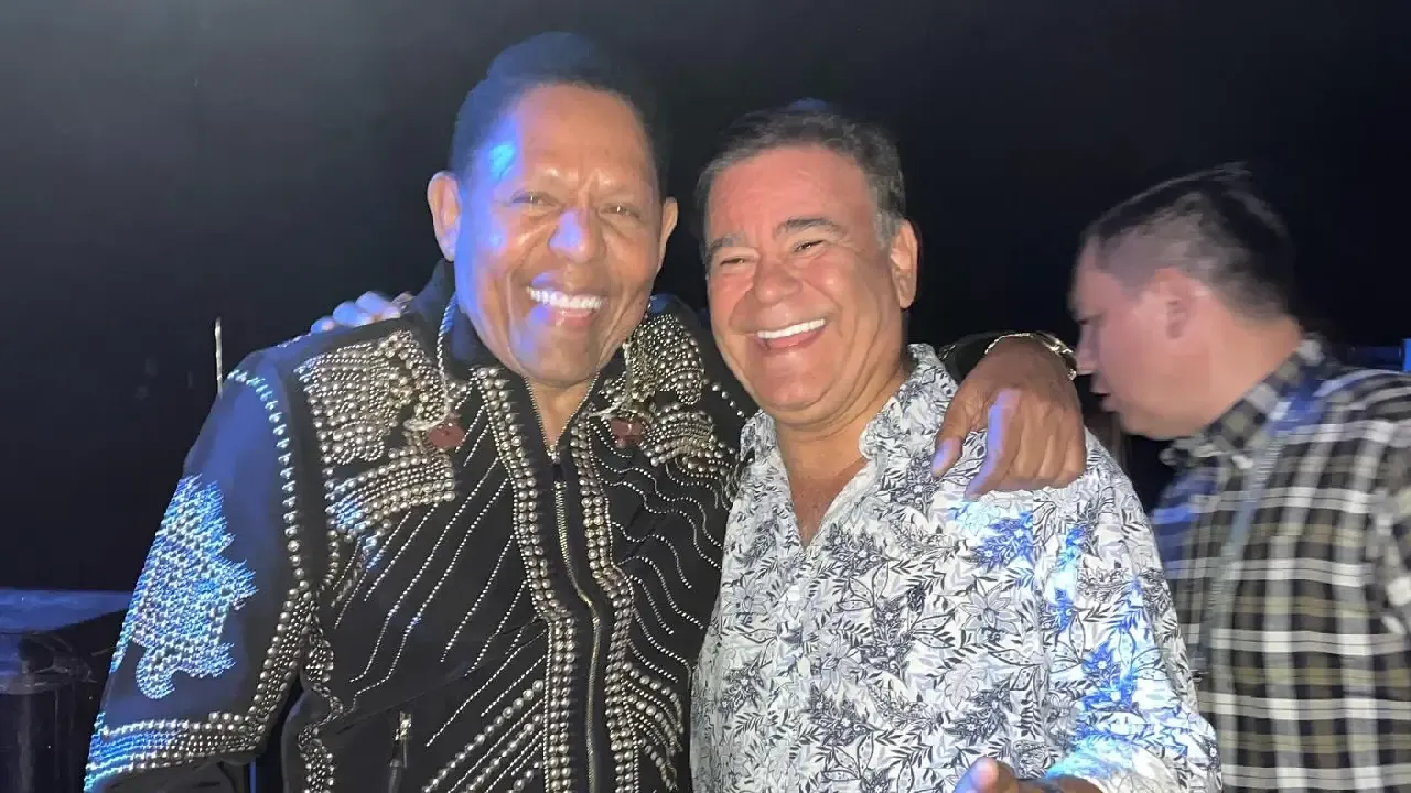 pollo irra e ivan villazon.webp